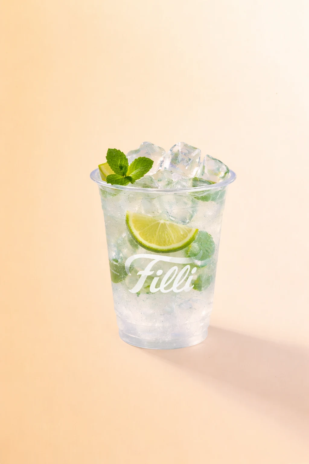 Clear FiLLi cup of Classic Mojito with lime and mint